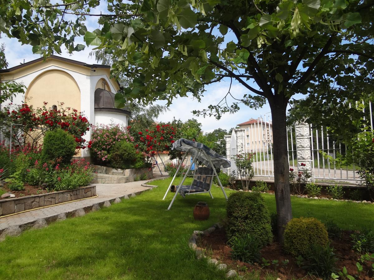 Paradise Hotel Madzharovo Eksteriør bilde