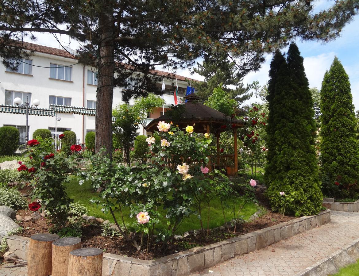 Paradise Hotel Madzharovo Eksteriør bilde