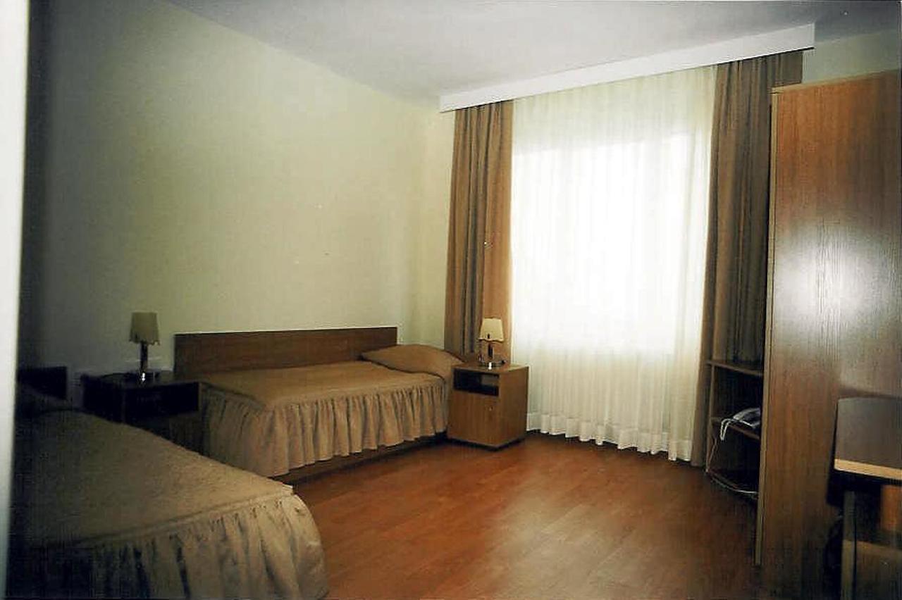 Paradise Hotel Madzharovo Eksteriør bilde